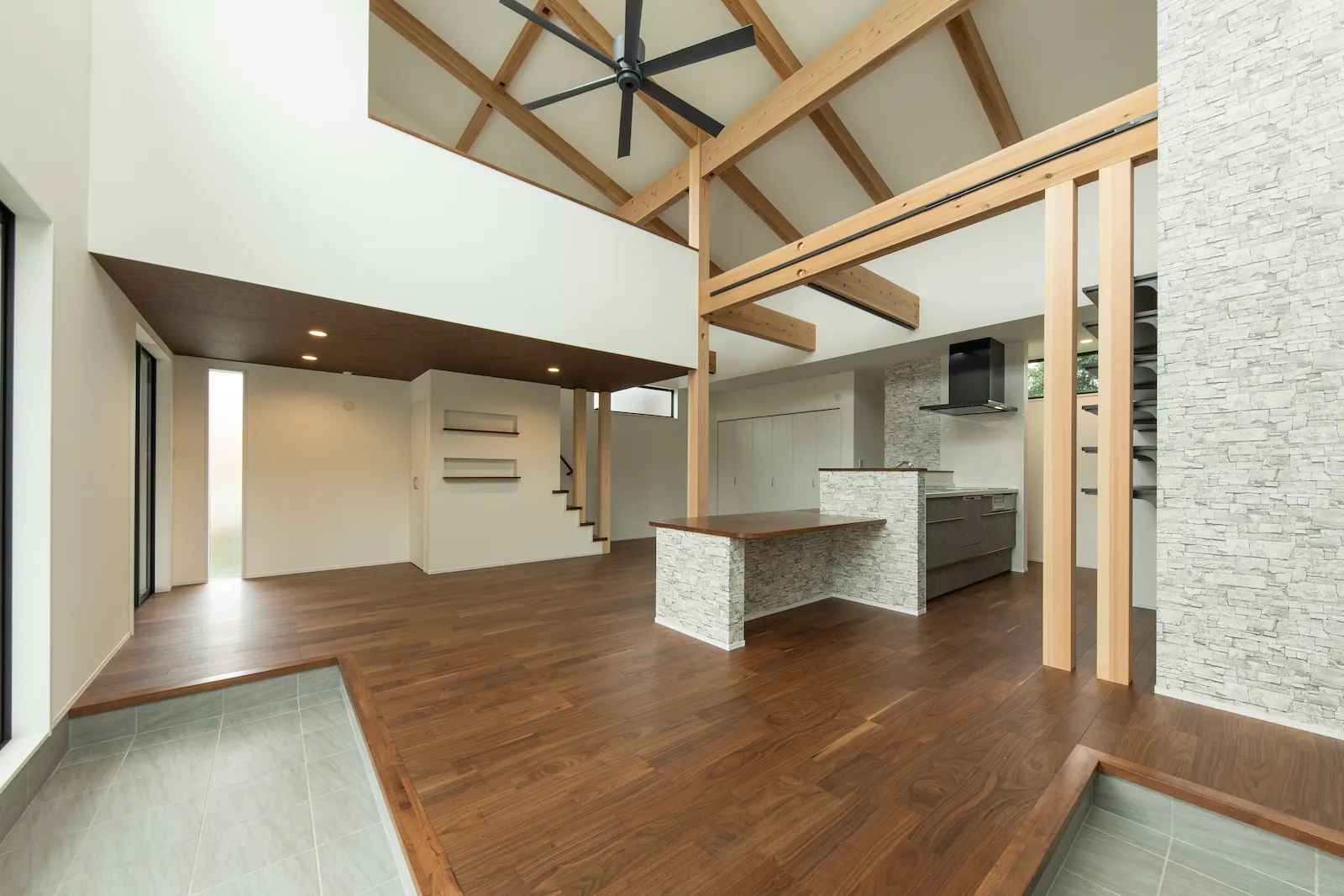 趣味を楽しむ理想の家二階建施工事例｜福岡筑紫野市の悠建築工房ページの画像02