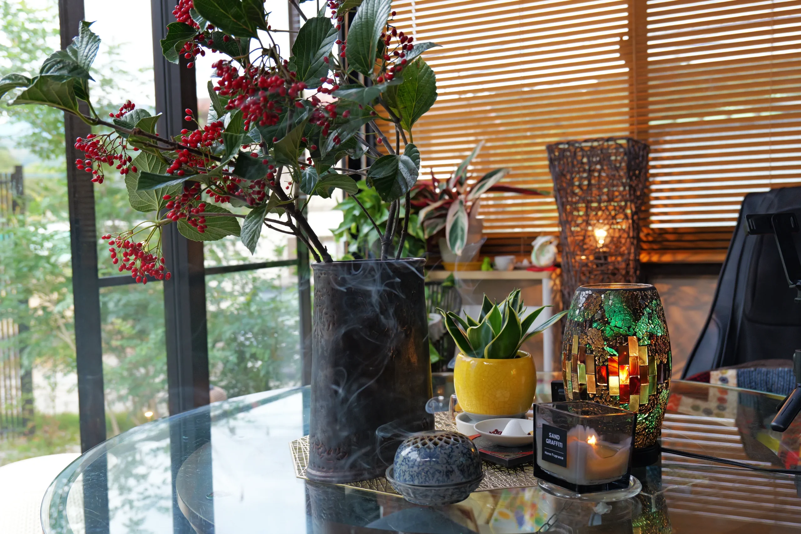 自然素材を使った居心地の良い空間、家族のぬくもりが感じられる家。ページの画像08