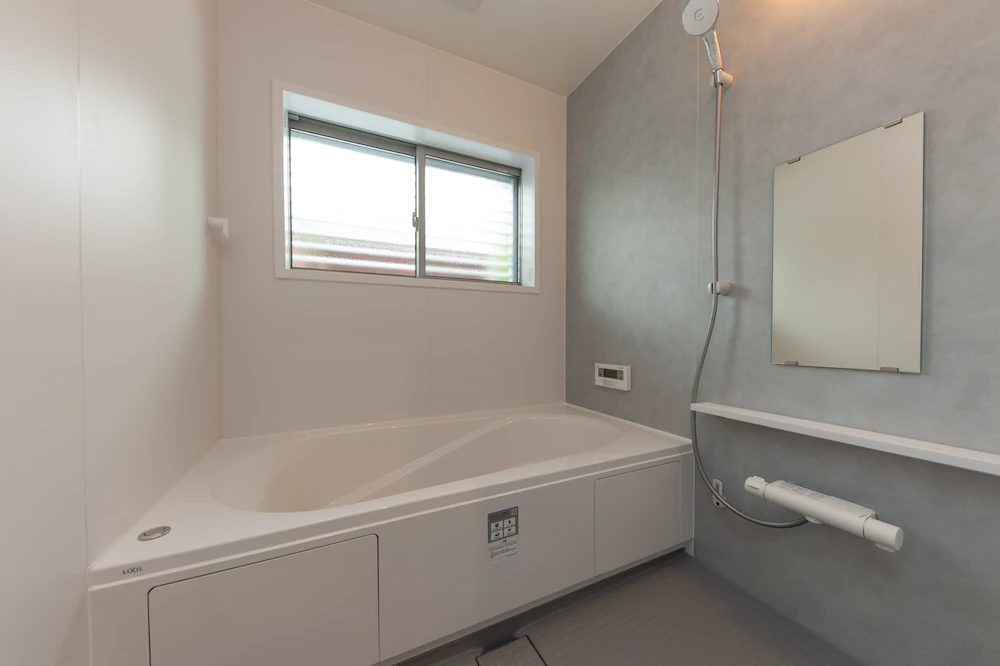 長尺カウンターと梁のある平屋平屋施工事例｜福岡筑紫野市の悠建築工房ページの画像12