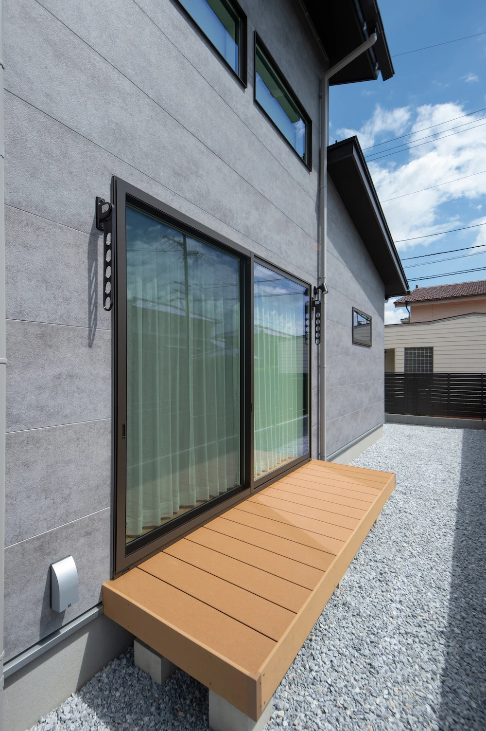 暮らしに寄り添う家事動線の住まい二階建施工事例｜福岡筑紫野市の悠建築工房ページの画像02