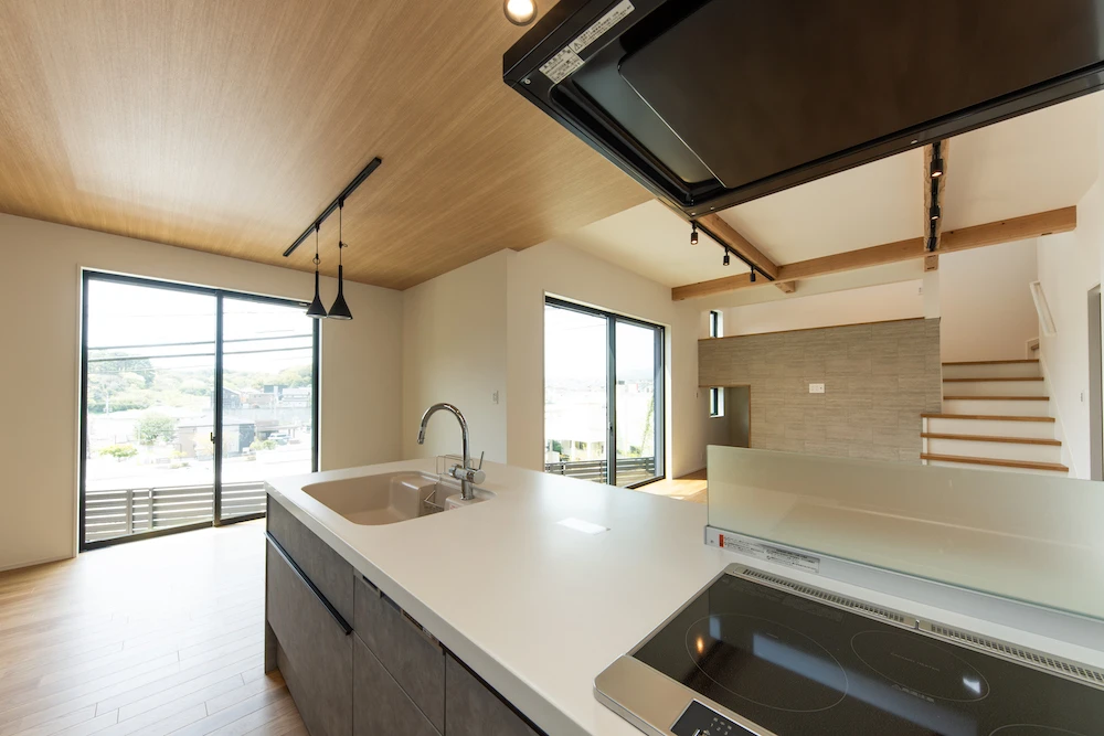 スキップフロアと広がる景色二階建施工事例｜福岡筑紫野市の悠建築工房ページの画像03