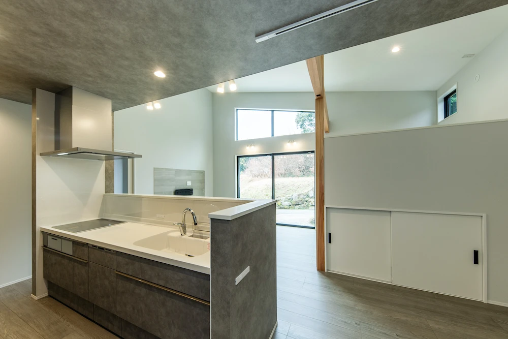 グレーが彩る家平屋施工事例｜福岡筑紫野市の悠建築工房ページの画像04