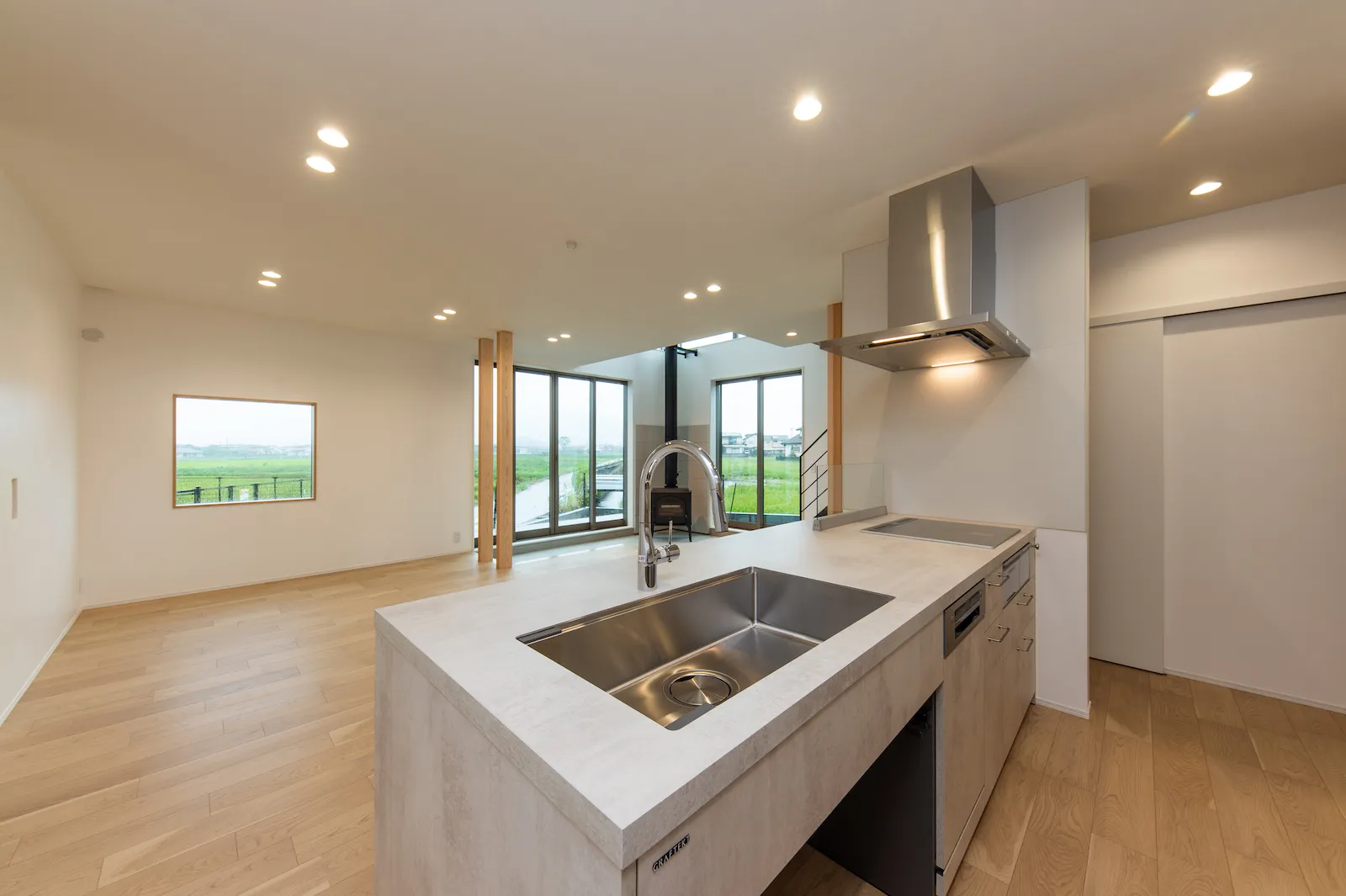 土間がつなぐ、やさしい時間二階建施工事例｜福岡筑紫野市の悠建築工房ページの画像06