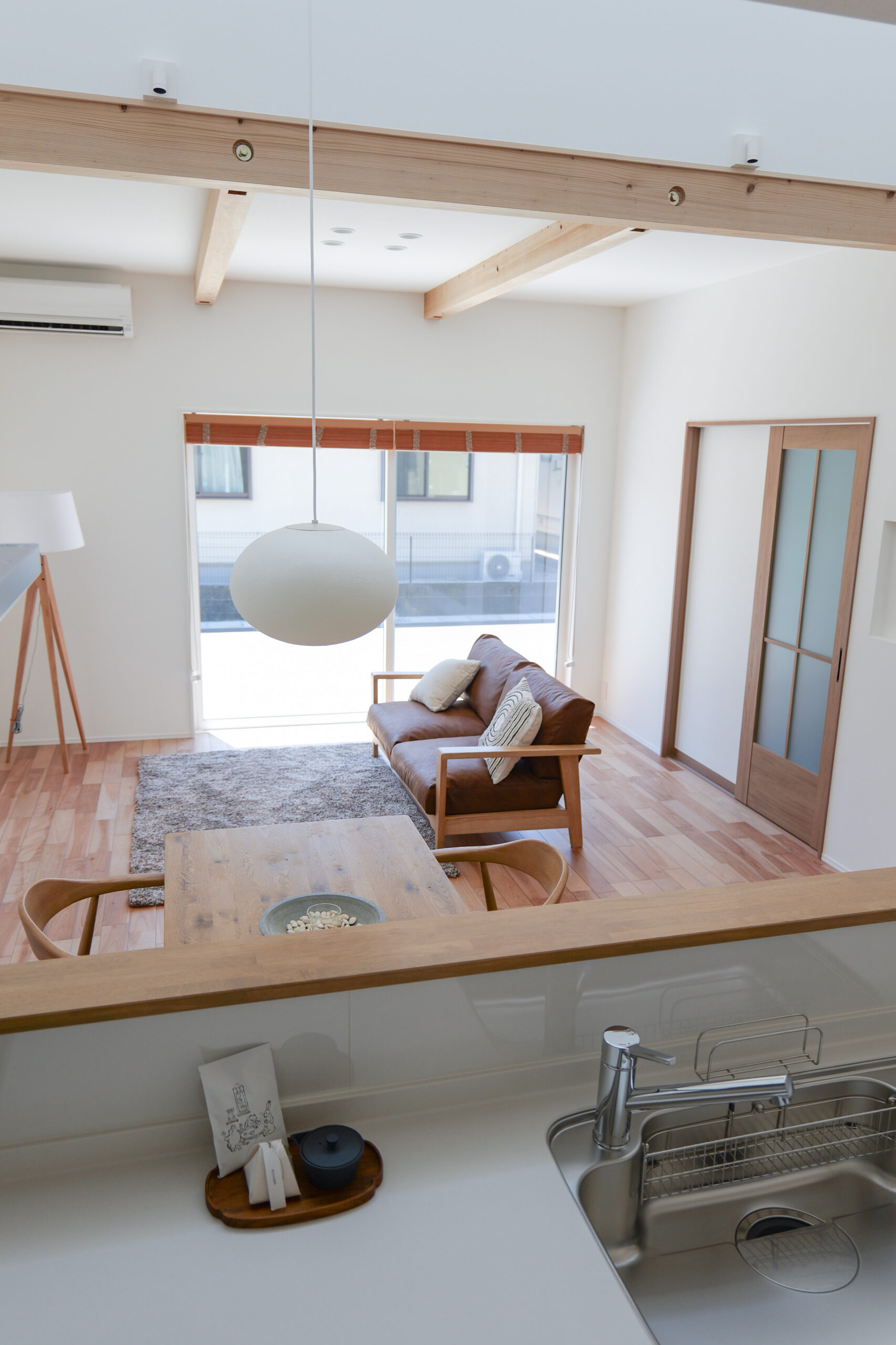 【筑前町】坪庭で繋がる平屋の家ページの画像08